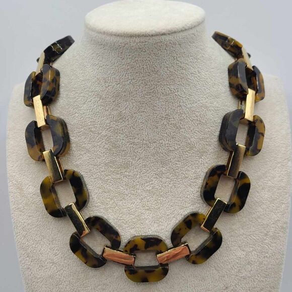 J Crew Lucite Tortoise Chain Link Necklace NWOT! - Picture 1 of 9